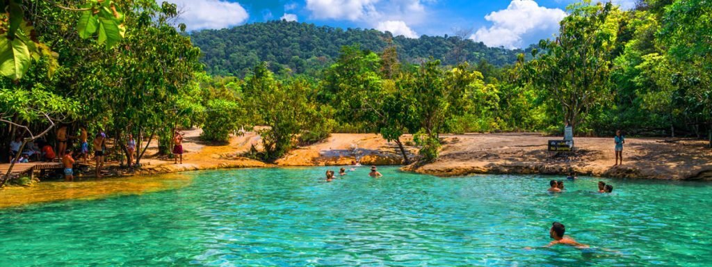 emerald-pool-package-1024x384-4720573